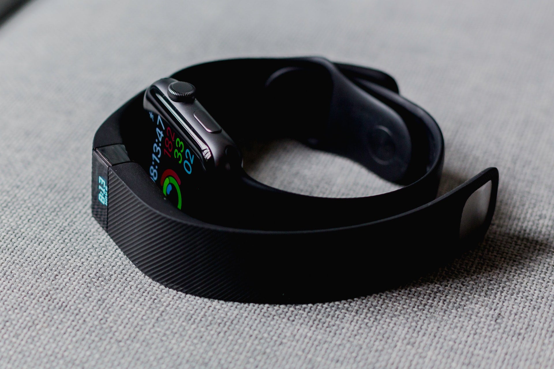 Fitbit Charge 4 vs Charge 5