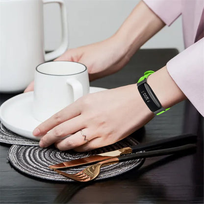 Fantastisk Fitbit Inspire 2 / Fitbit Ace 2 Ægte læder Urrem - Grøn#serie_9